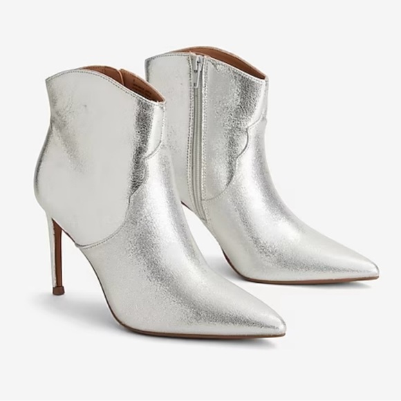 Express Silver Pointed Toe Thin Heeled Booties women’s shoes size 6 NEW - Picture 1 of 3